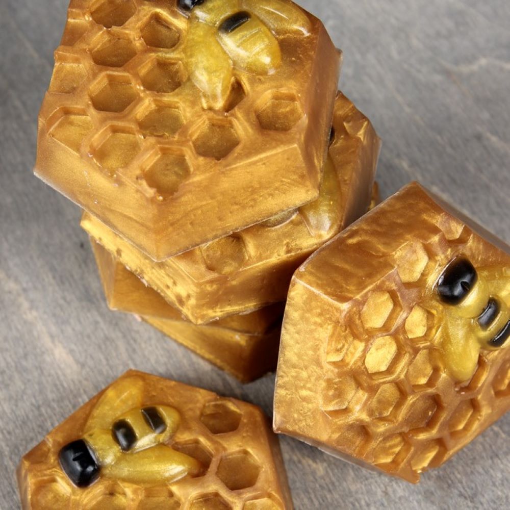 Honeycomb Squares Melt & Pour Soap Recipe